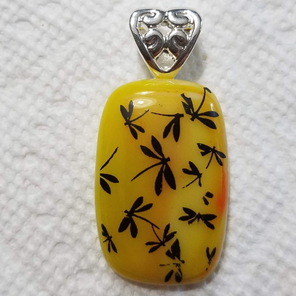 Jewelry - Yellow/orange dragonfly glass pendant